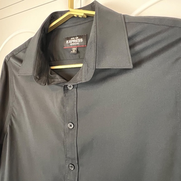 Express Men's Black Slim Fit Button Up - Picture 2 of 7